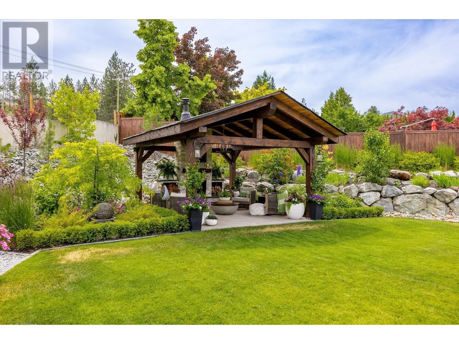 4841 Canyon Ridge Crescent