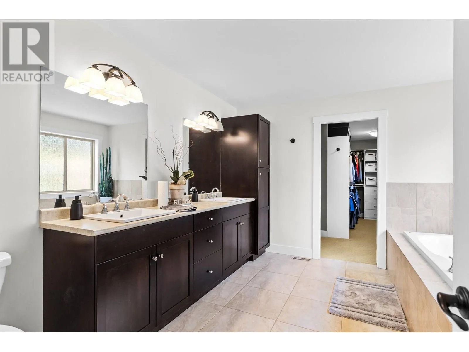 1441 Black Mountain Crescent
