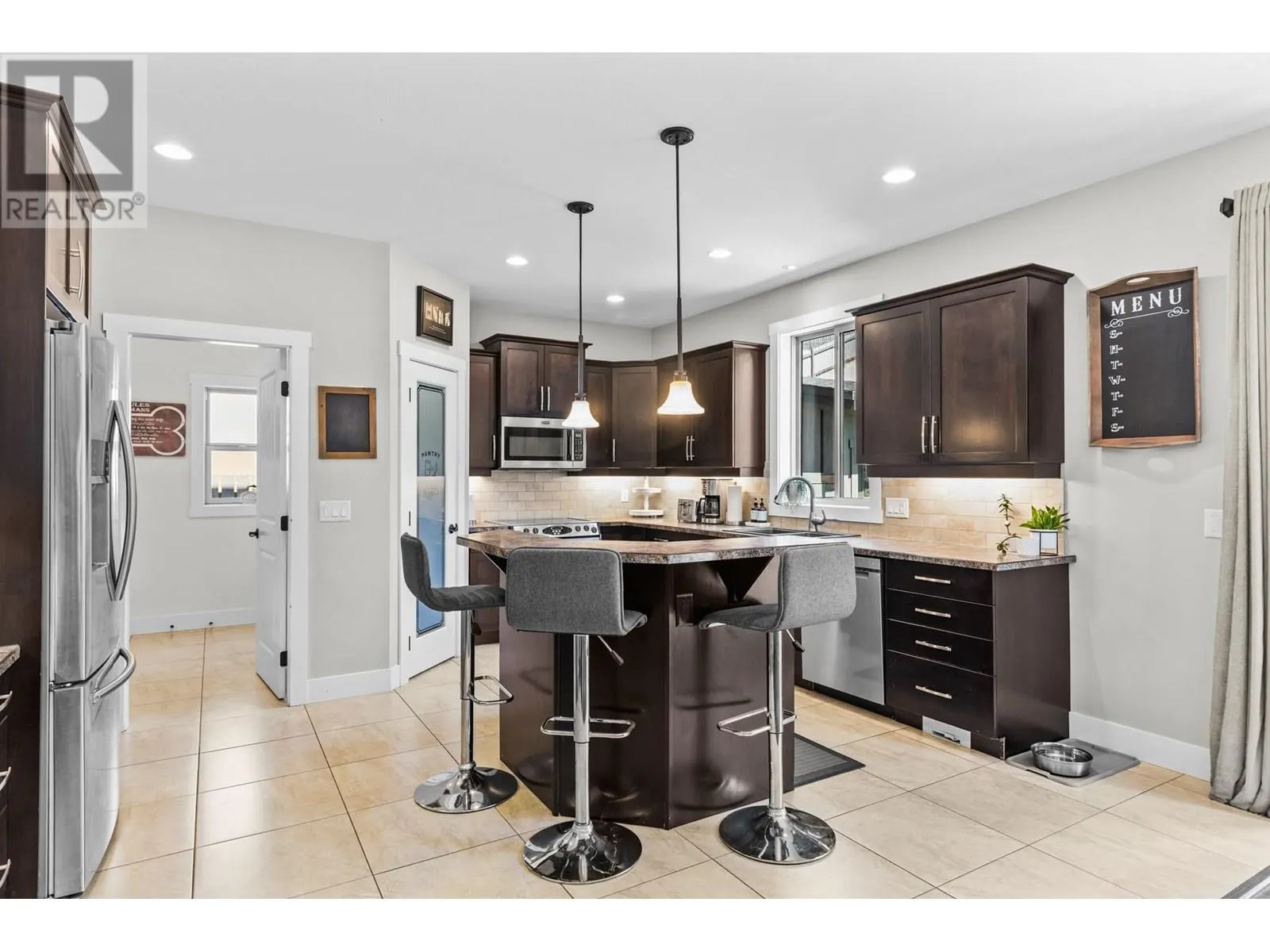 1441 Black Mountain Crescent