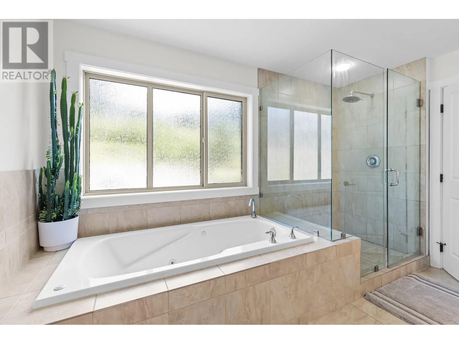 1441 Black Mountain Crescent