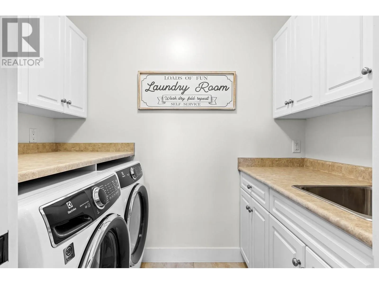 1441 Black Mountain Crescent