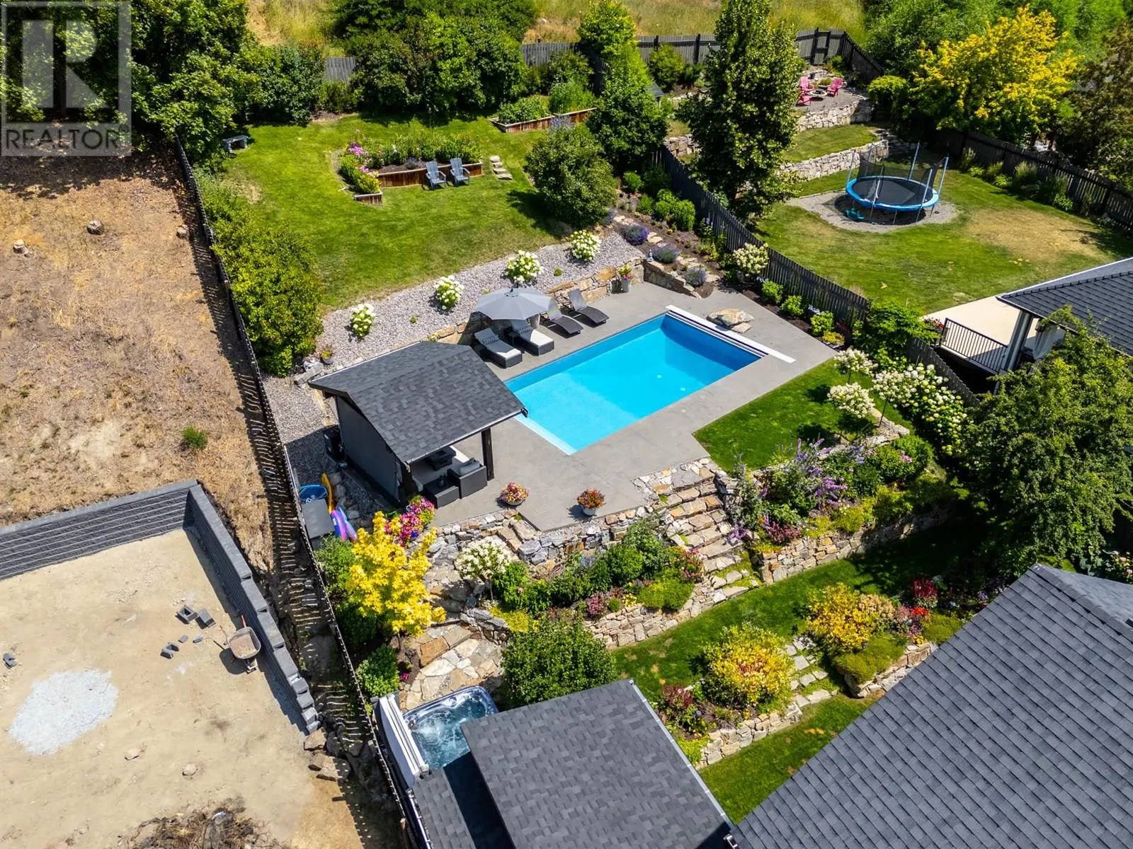 1441 Black Mountain Crescent