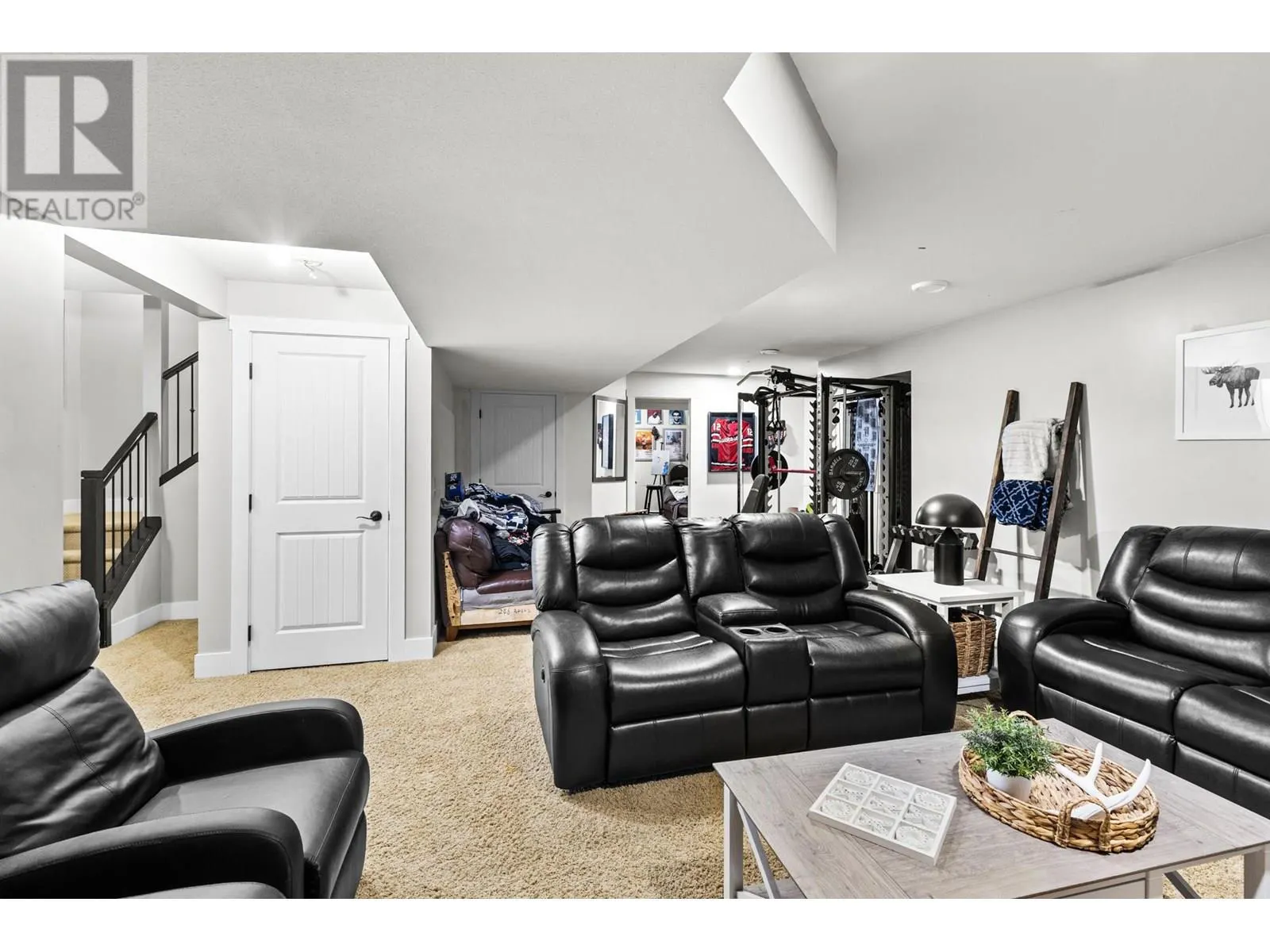 1441 Black Mountain Crescent