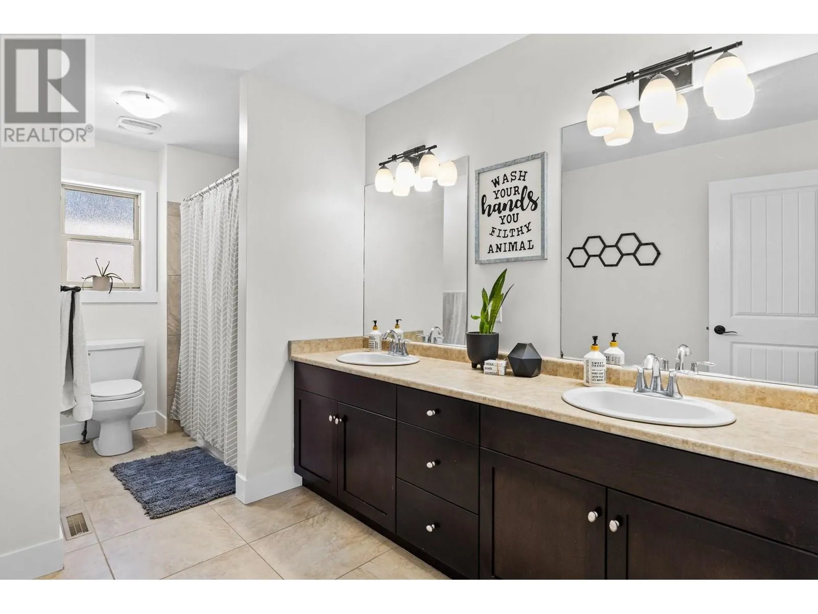 1441 Black Mountain Crescent