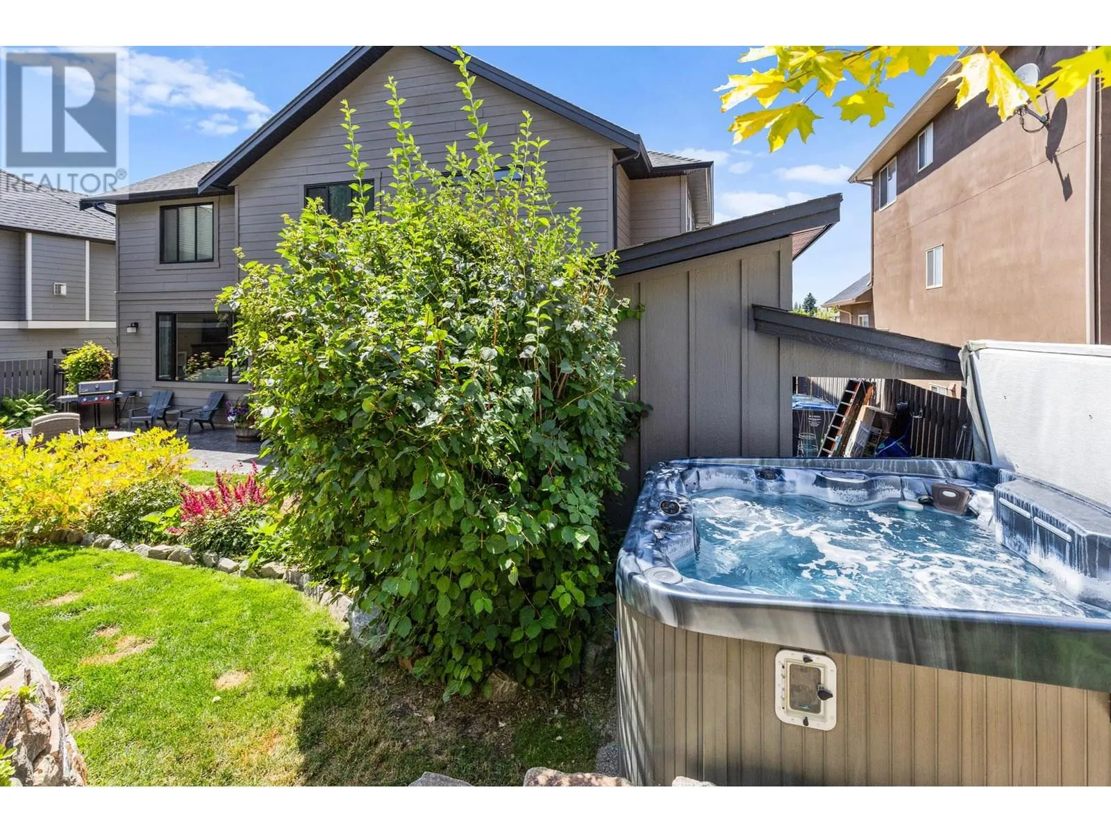 1441 Black Mountain Crescent