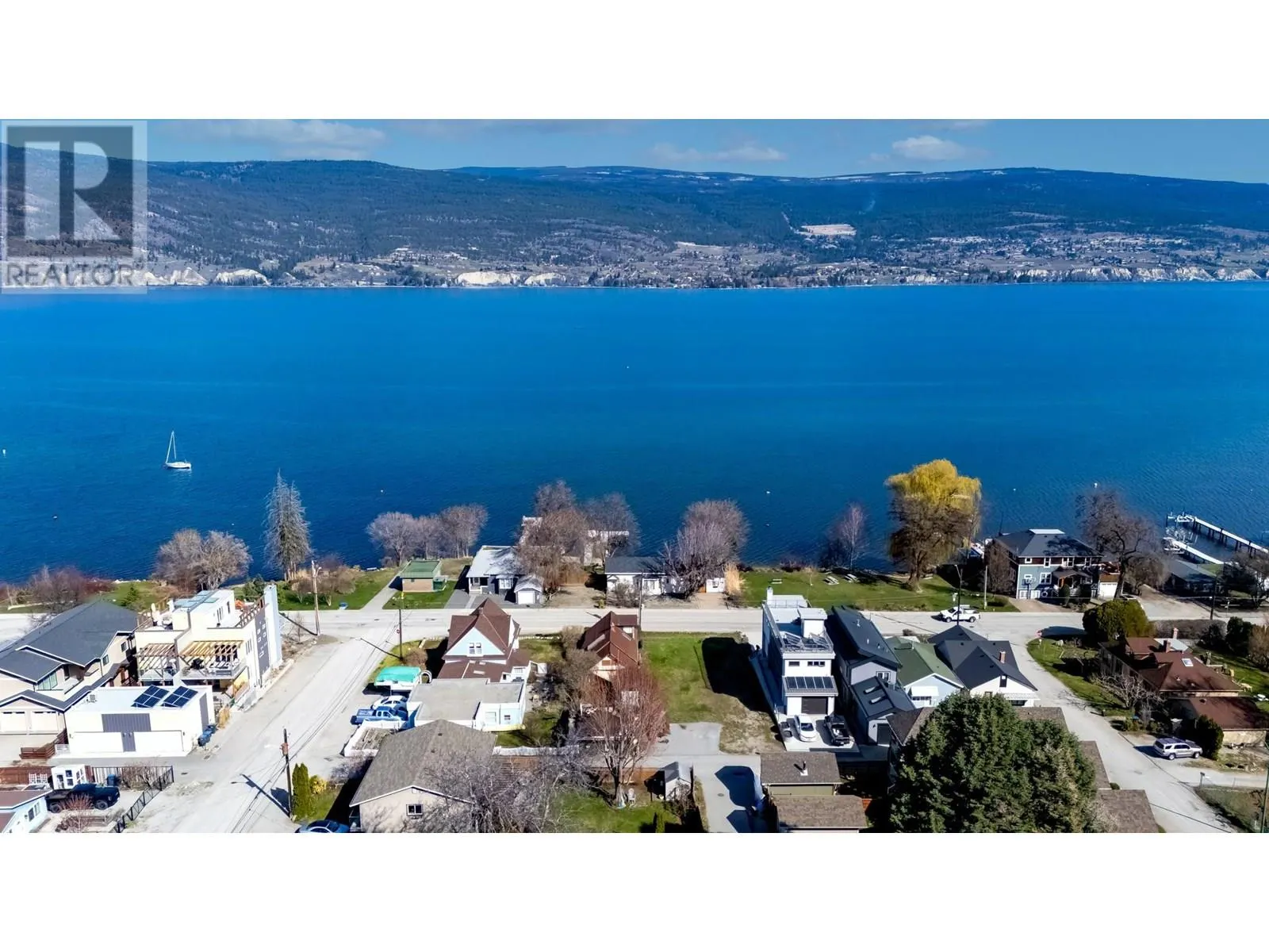 12210 LAKESHORE Drive