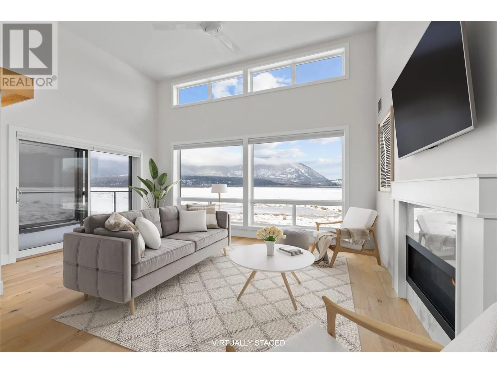 121 Harbourfront Drive NE Unit# 10
