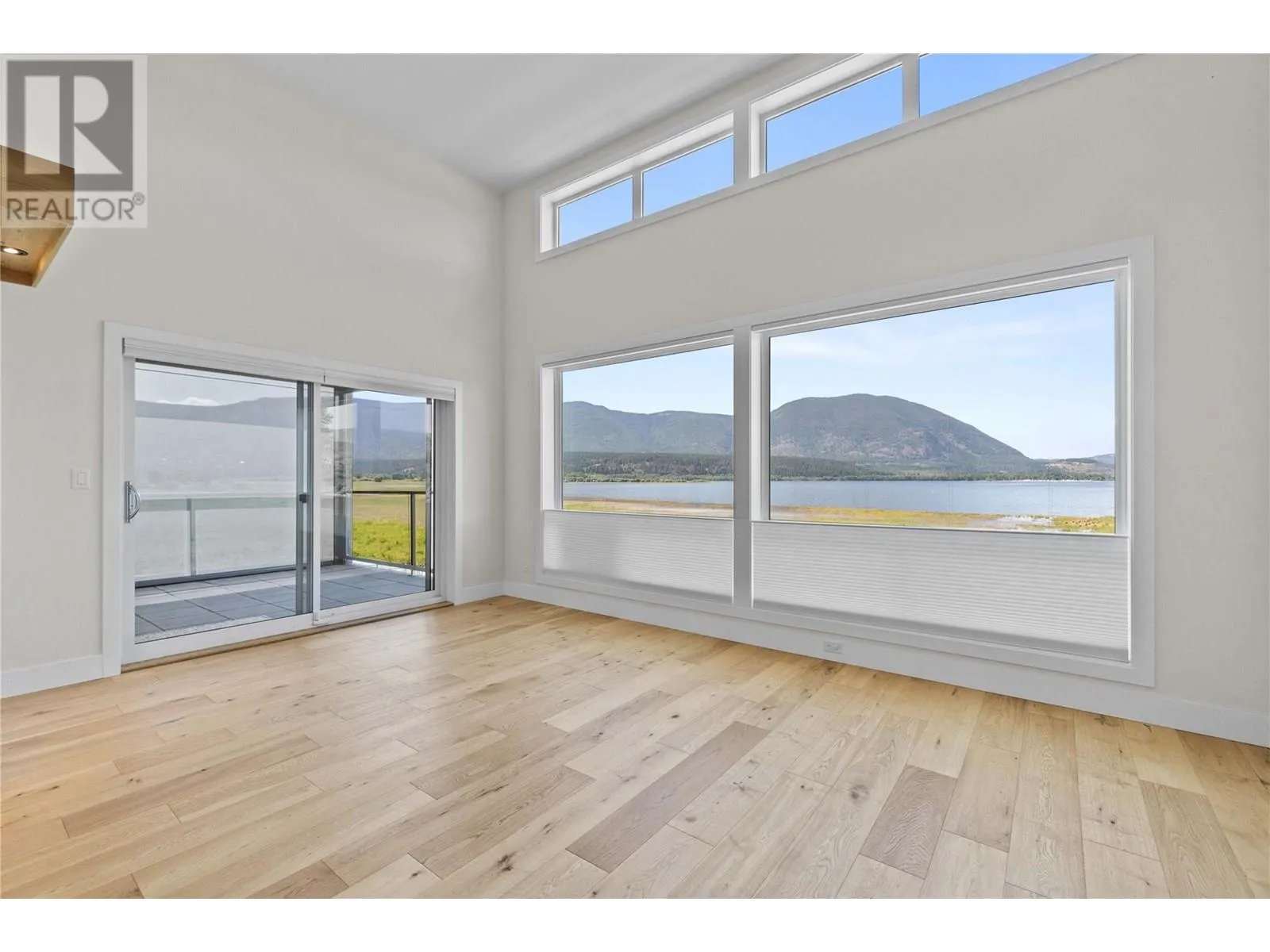 121 Harbourfront Drive NE Unit# 10