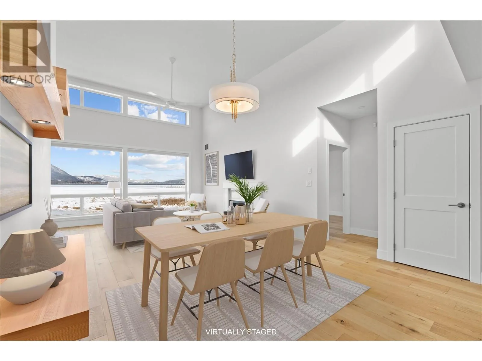 121 Harbourfront Drive NE Unit# 10