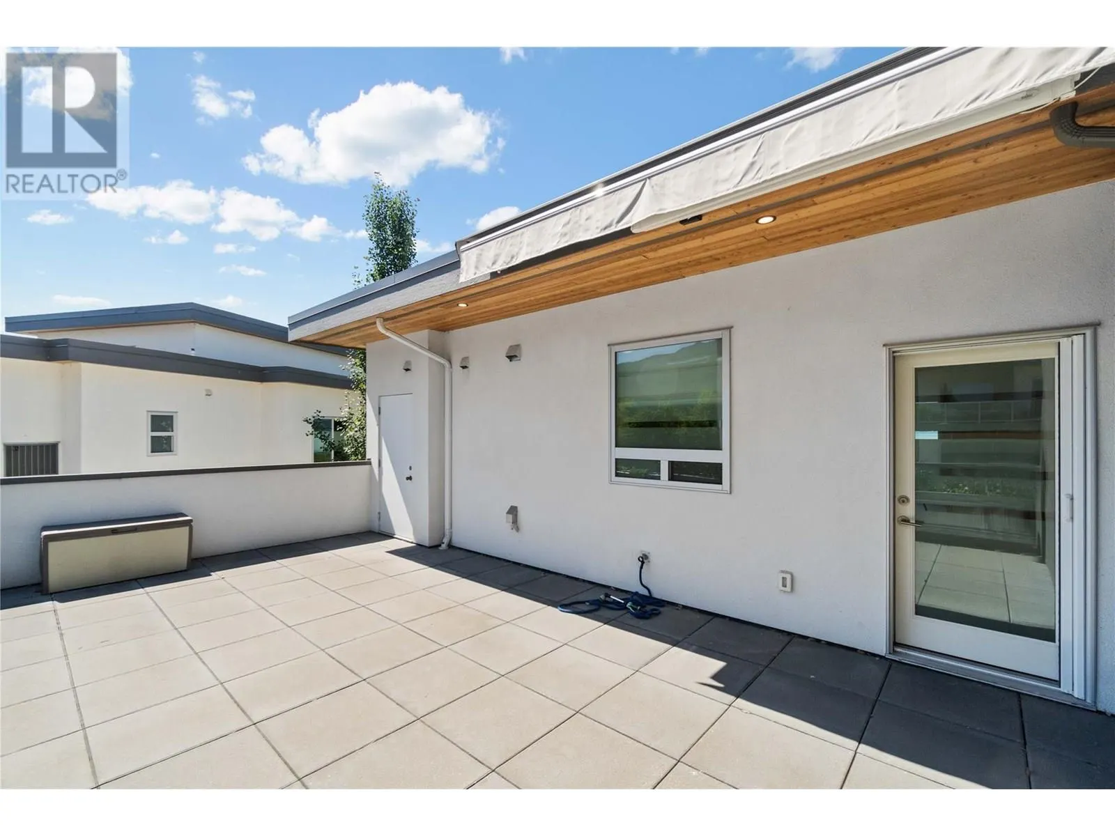 121 Harbourfront Drive NE Unit# 10