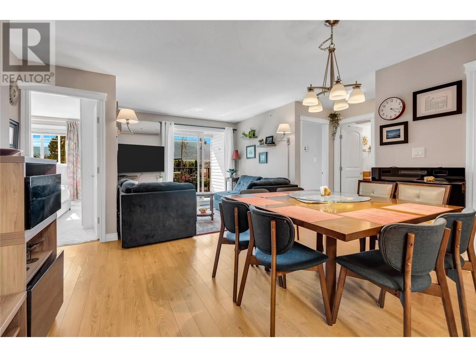 101 COSSAR Avenue Unit# 203
