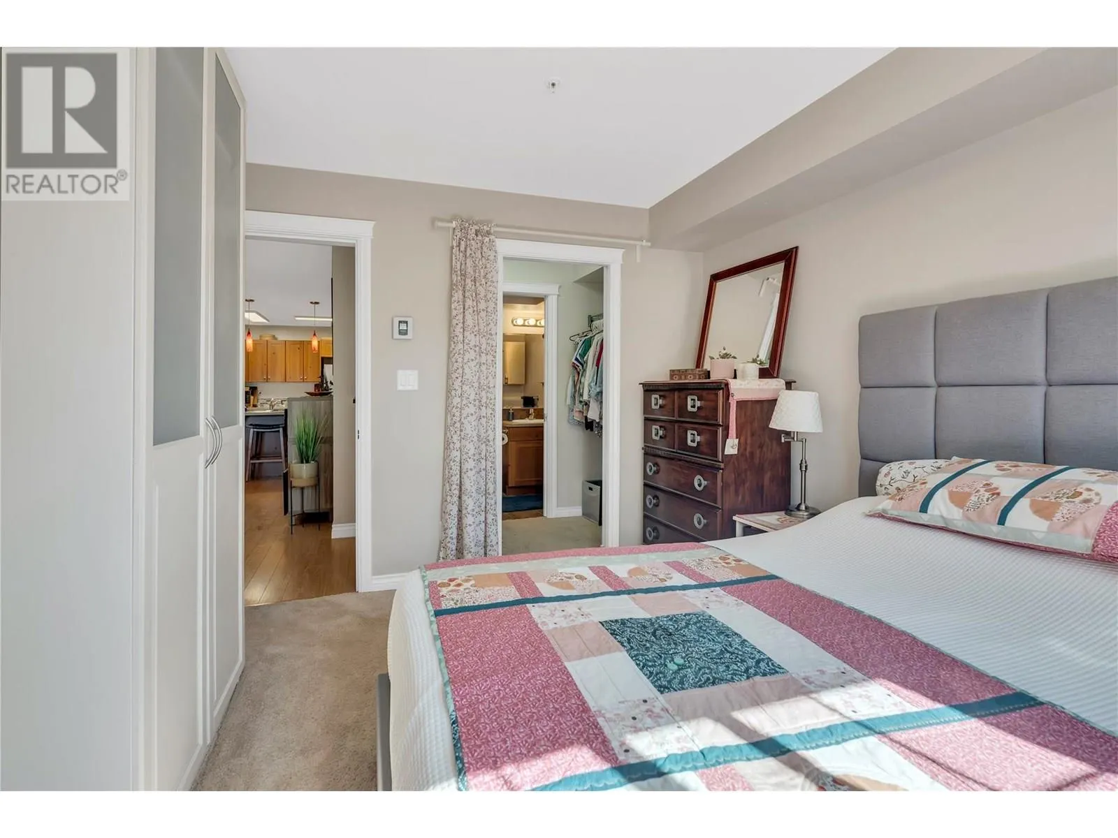 101 COSSAR Avenue Unit# 203