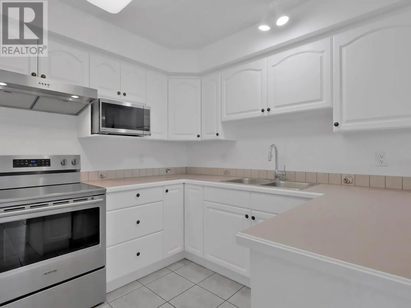 750 RAILWAY Lane Unit# 32