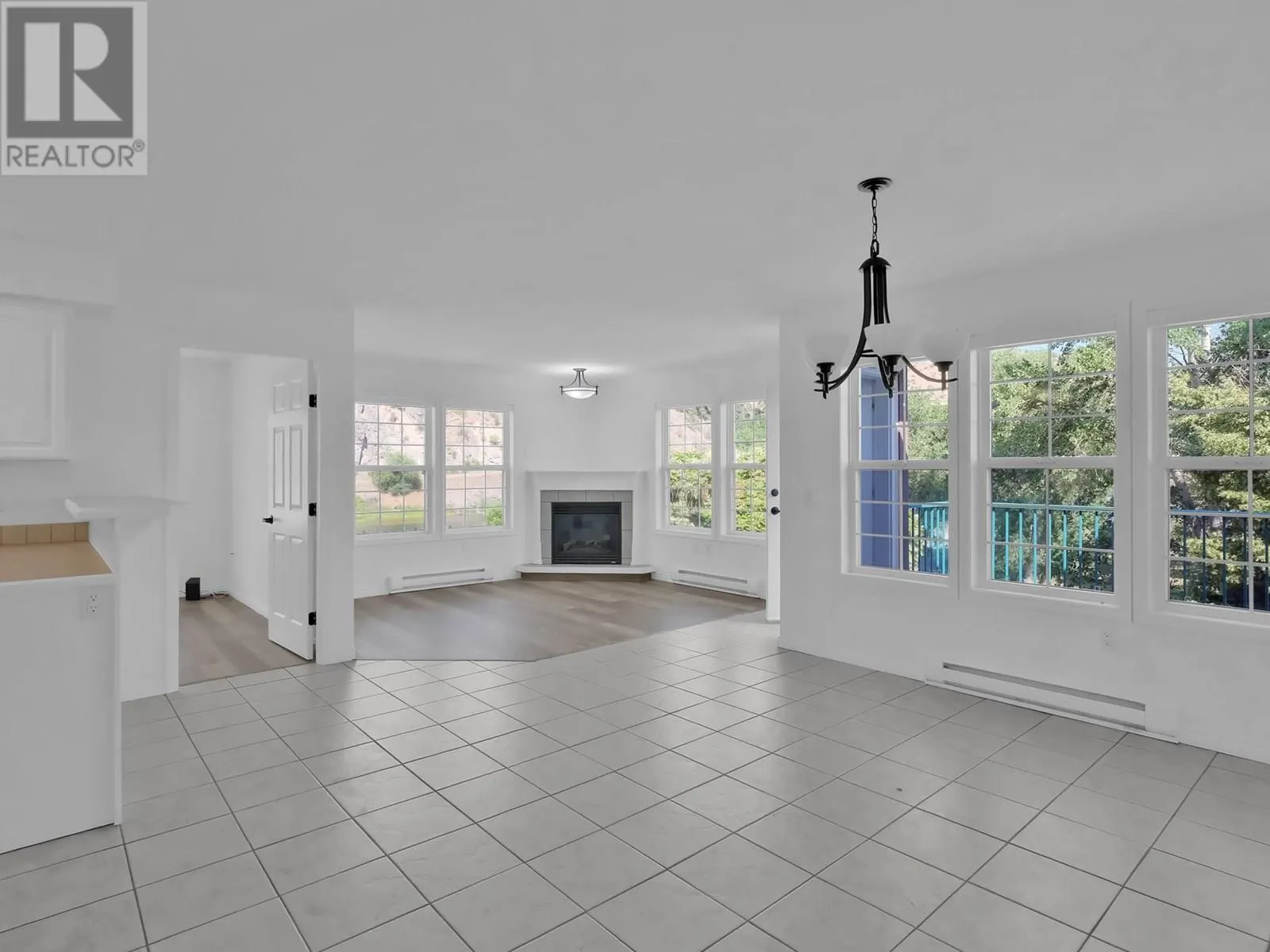 750 RAILWAY Lane Unit# 32