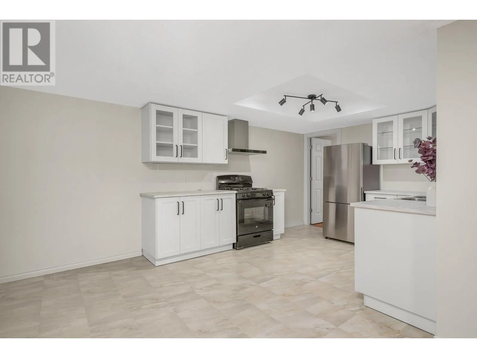 4499 Cascade Drive