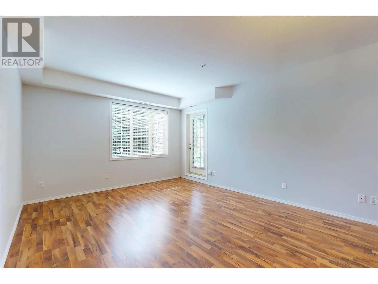 1873 Country Club Drive Unit# 2219