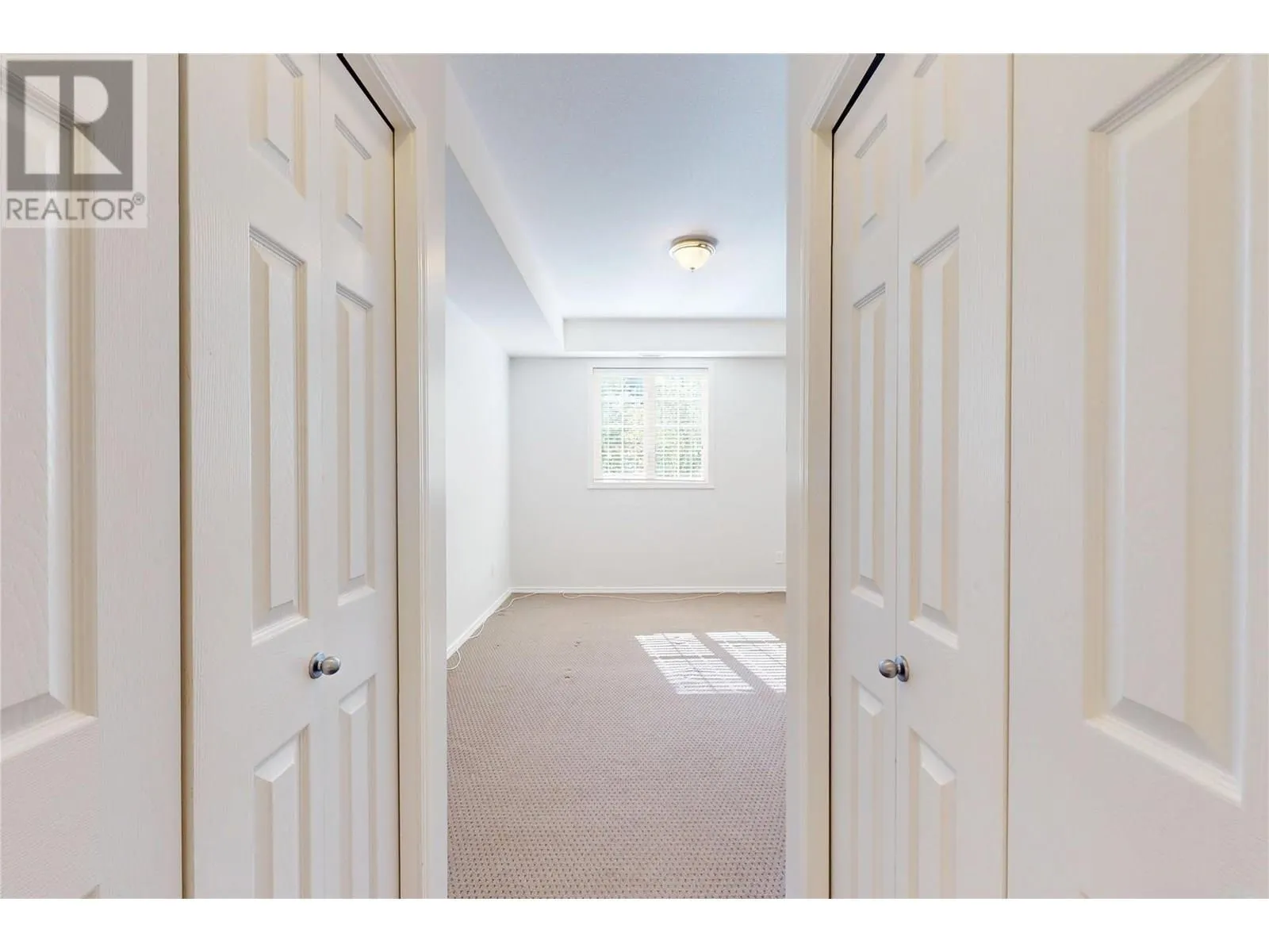 1873 Country Club Drive Unit# 2219