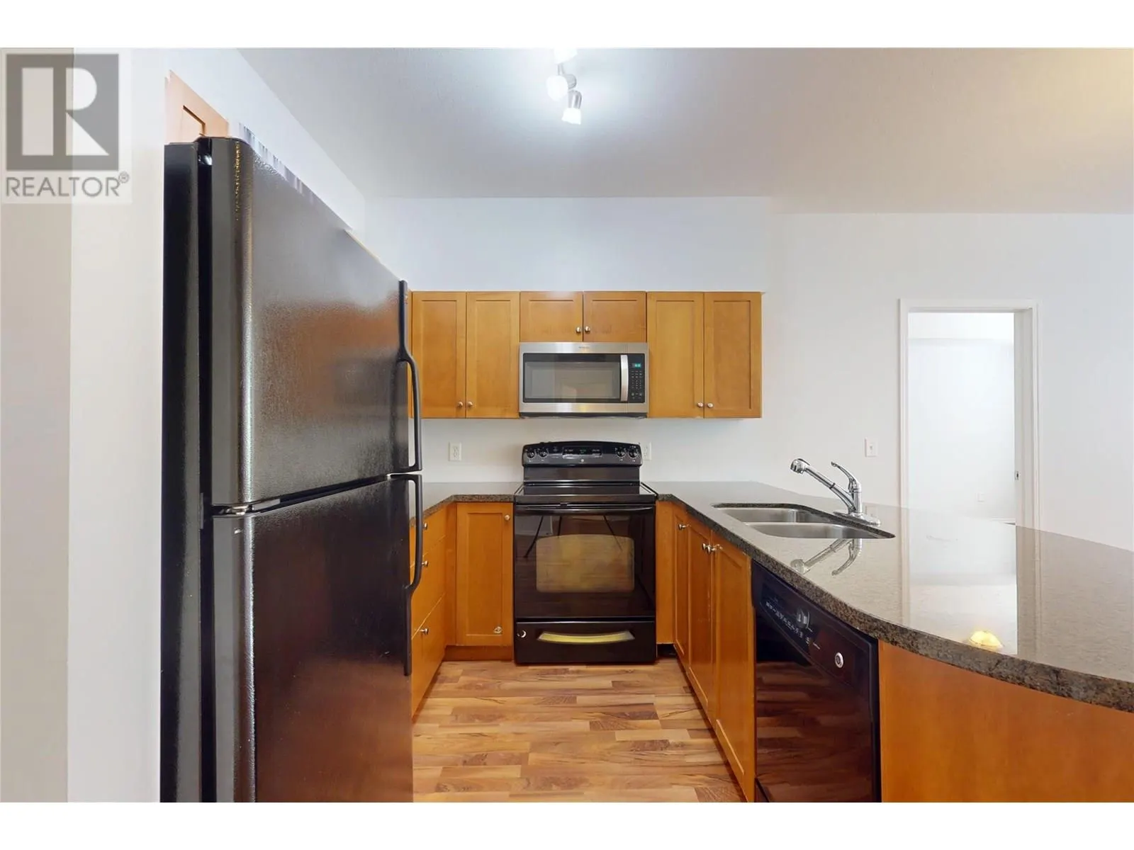 1873 Country Club Drive Unit# 2219