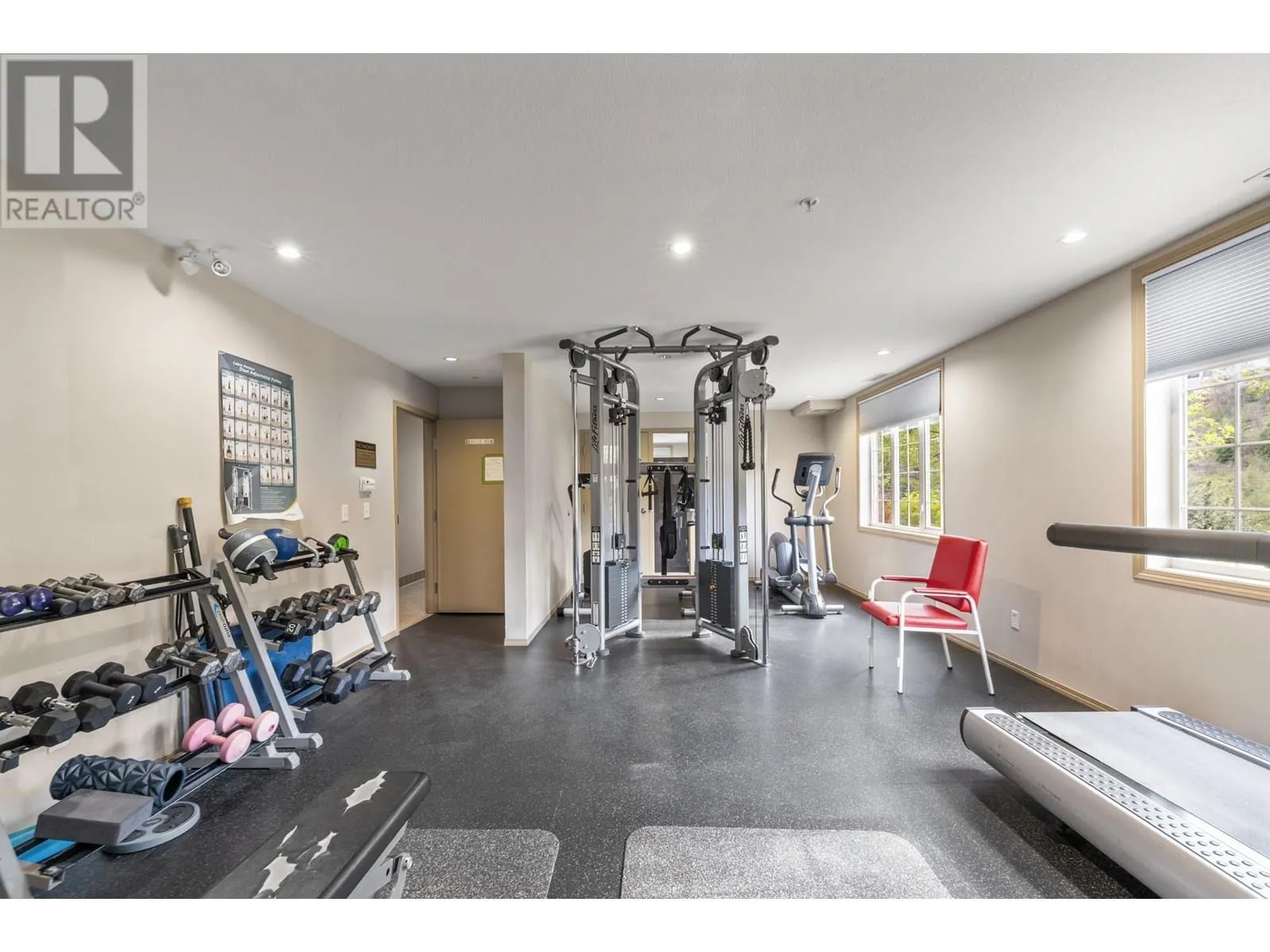 1873 Country Club Drive Unit# 2219