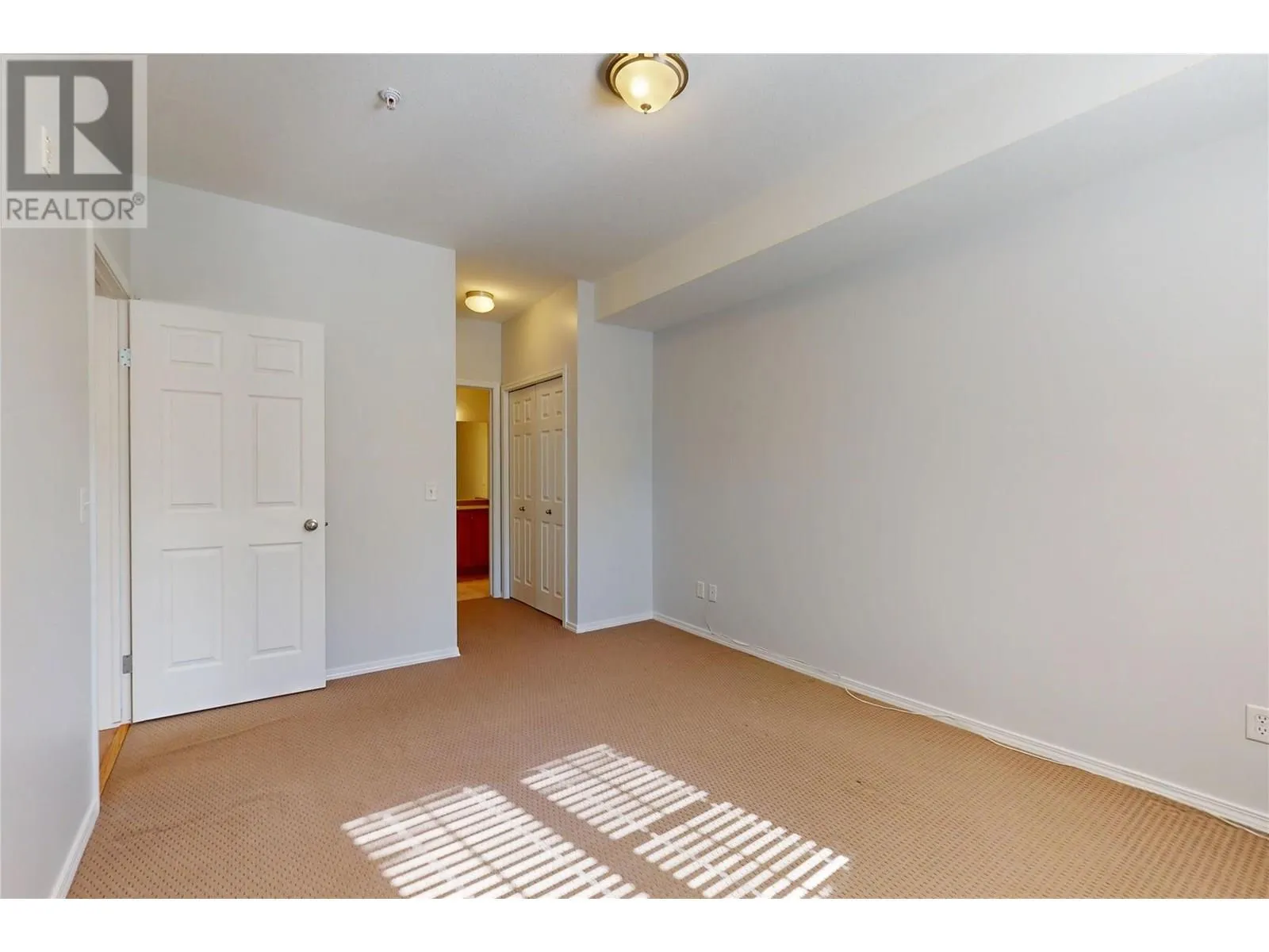 1873 Country Club Drive Unit# 2219