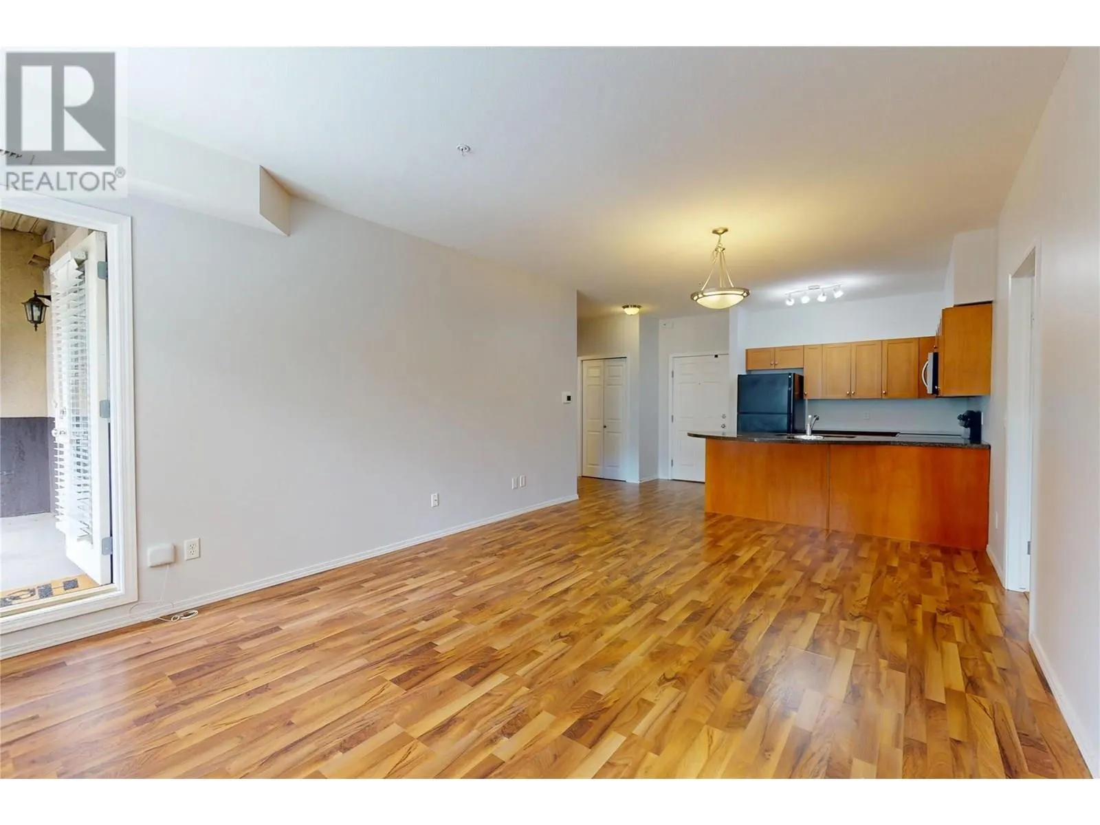 1873 Country Club Drive Unit# 2219