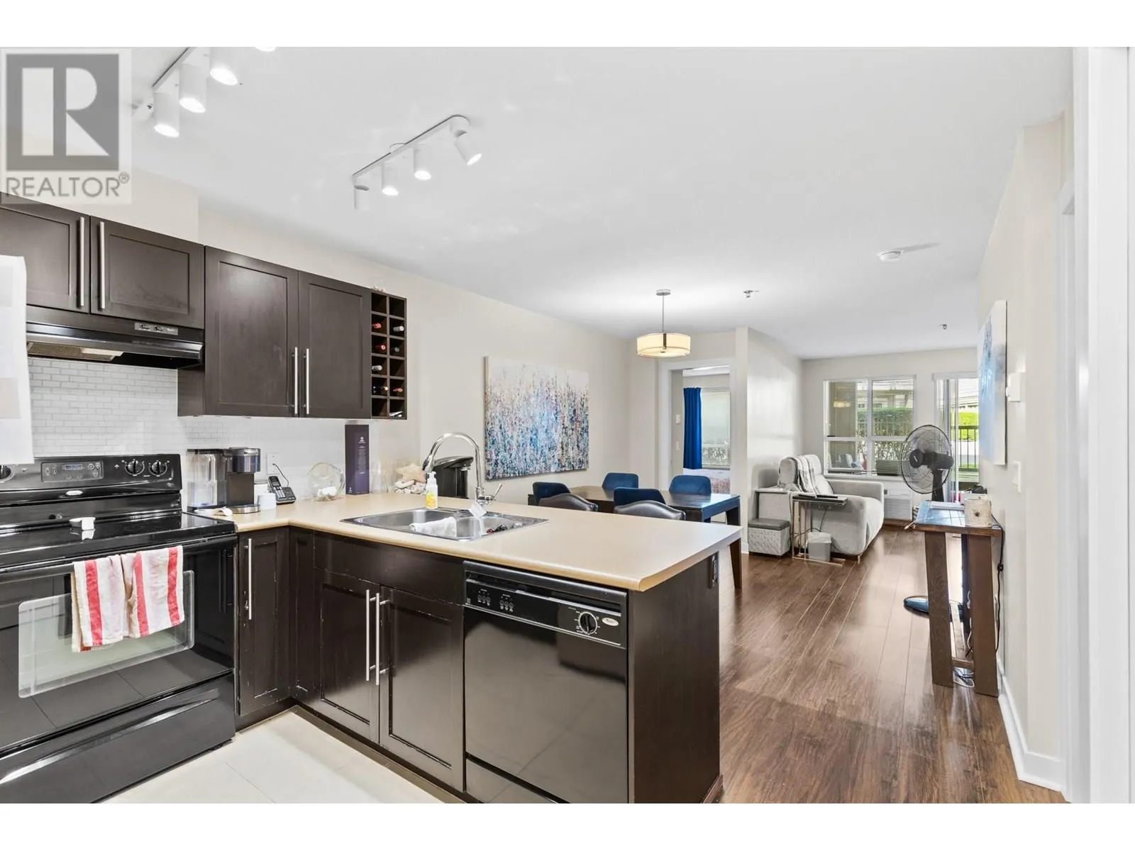1083 Sunset Drive Unit# 120