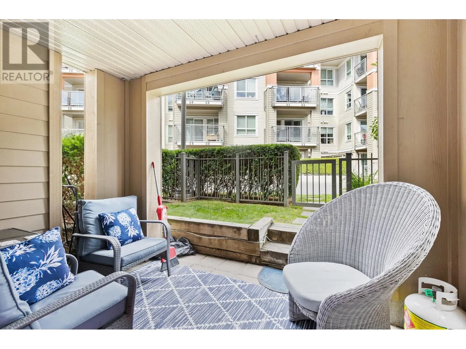 1083 Sunset Drive Unit# 120