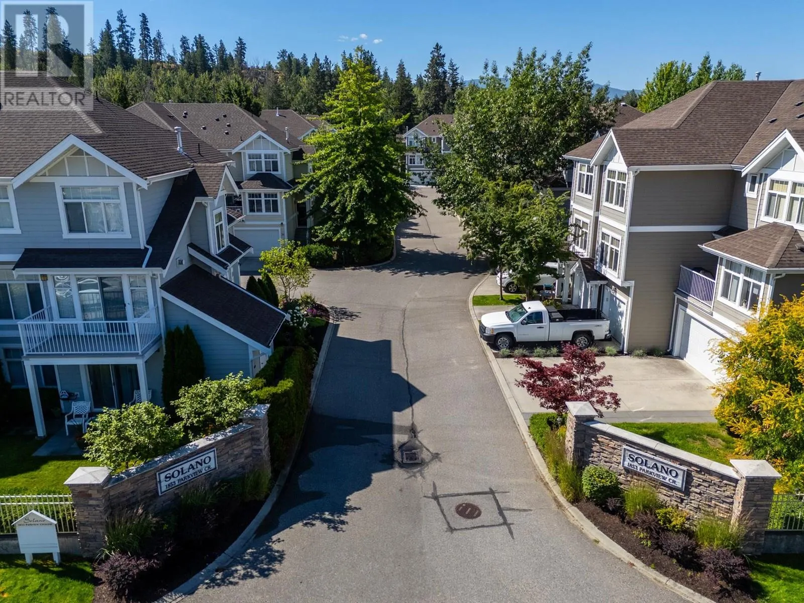 1853 Parkview Crescent Unit# 14