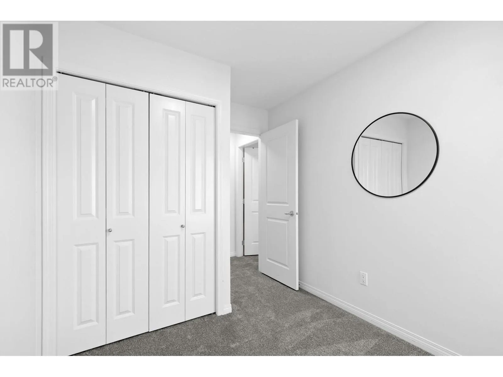 1853 Parkview Crescent Unit# 14