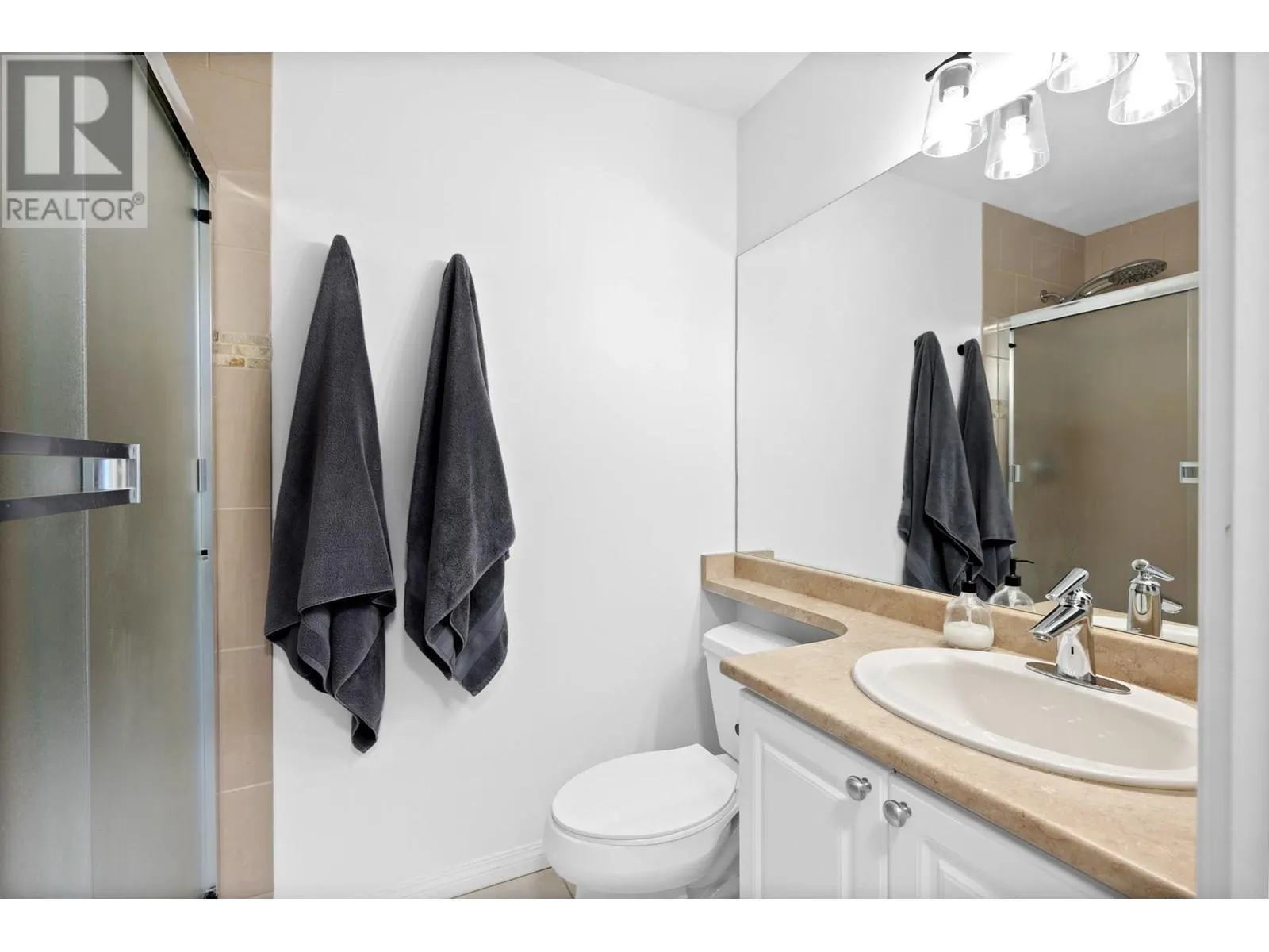 1853 Parkview Crescent Unit# 14