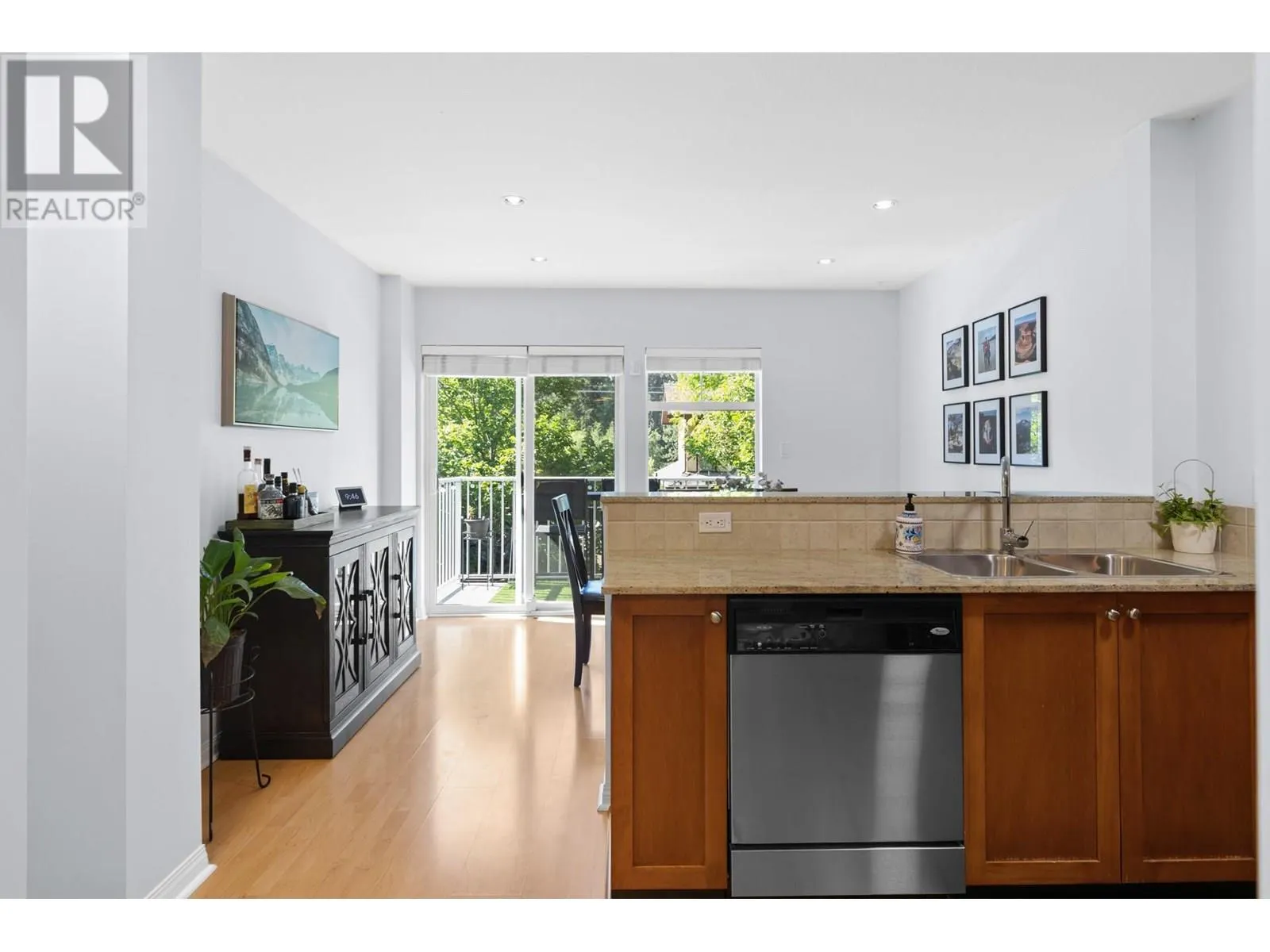1853 Parkview Crescent Unit# 14
