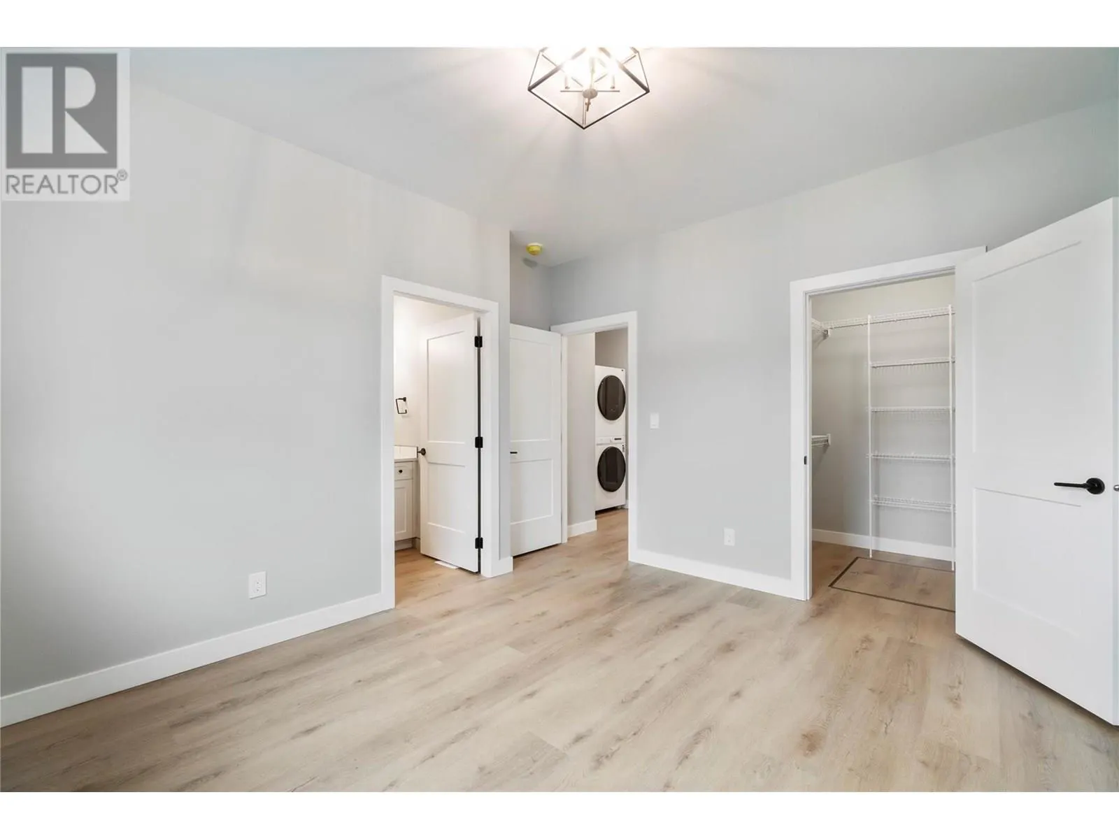 1330 10 Street SW Unit# 14