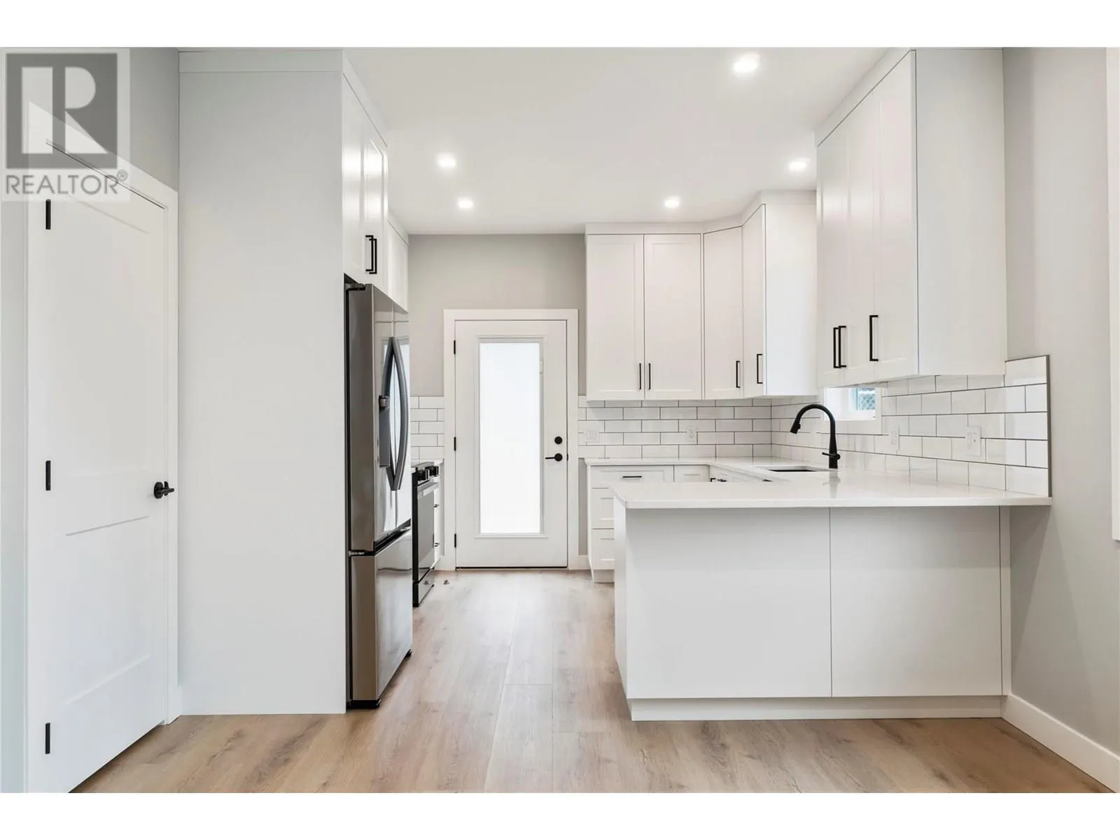 1330 10 Street SW Unit# 14