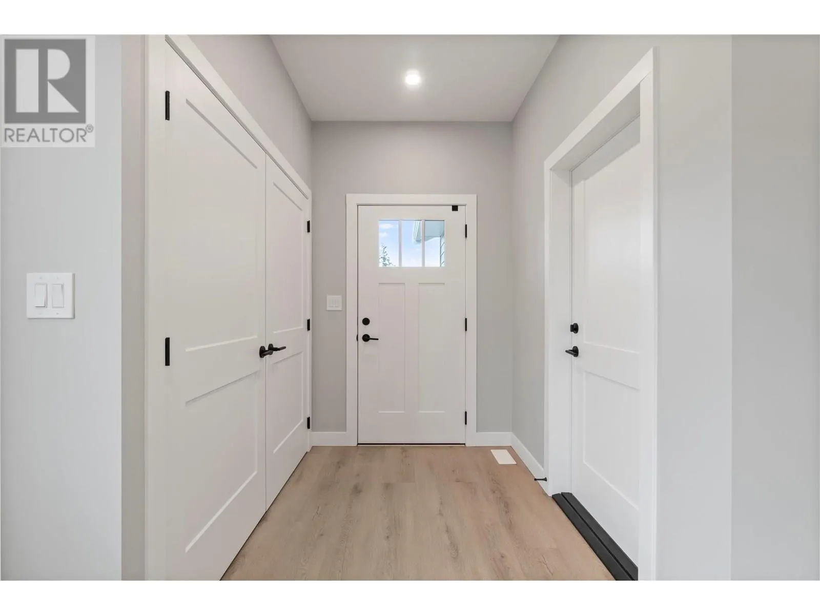 1330 10 Street SW Unit# 14