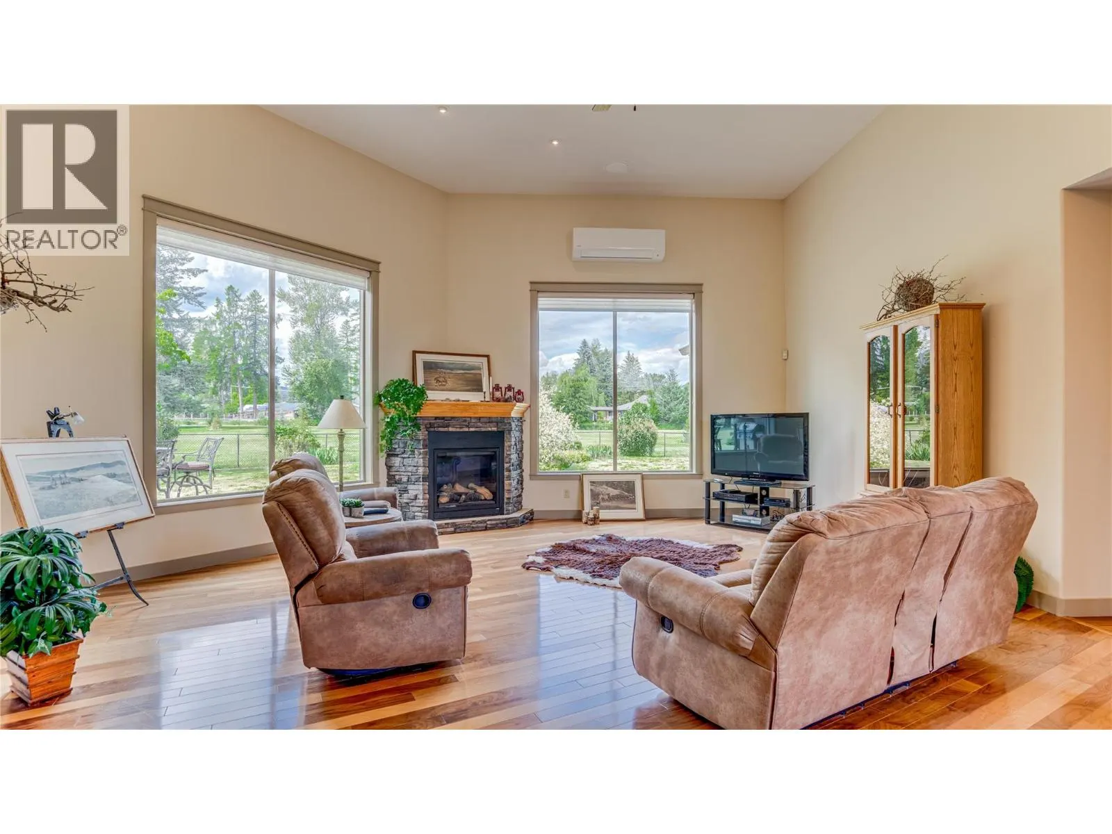 384 Kyro Road