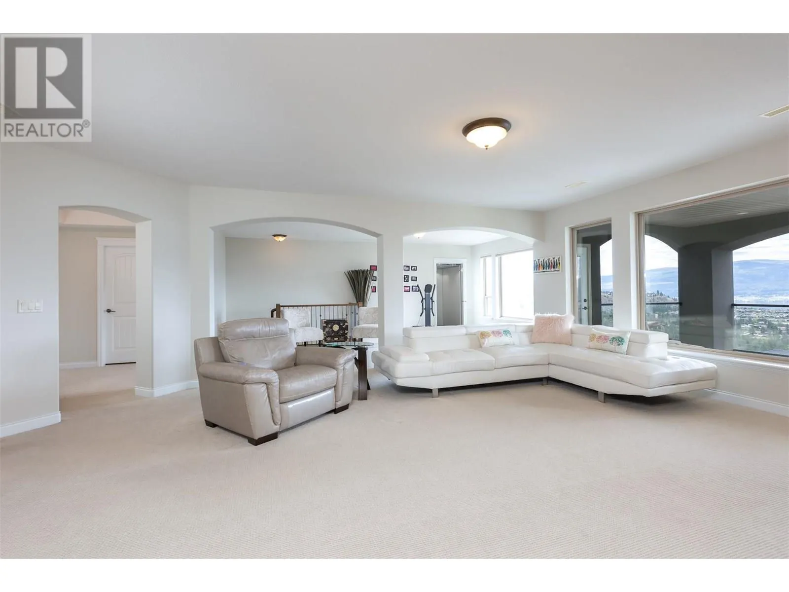 2233 Hihannah Drive