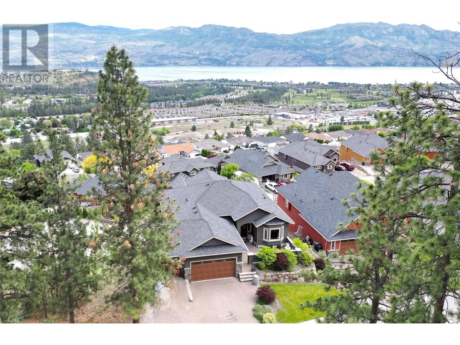 2233 Hihannah Drive