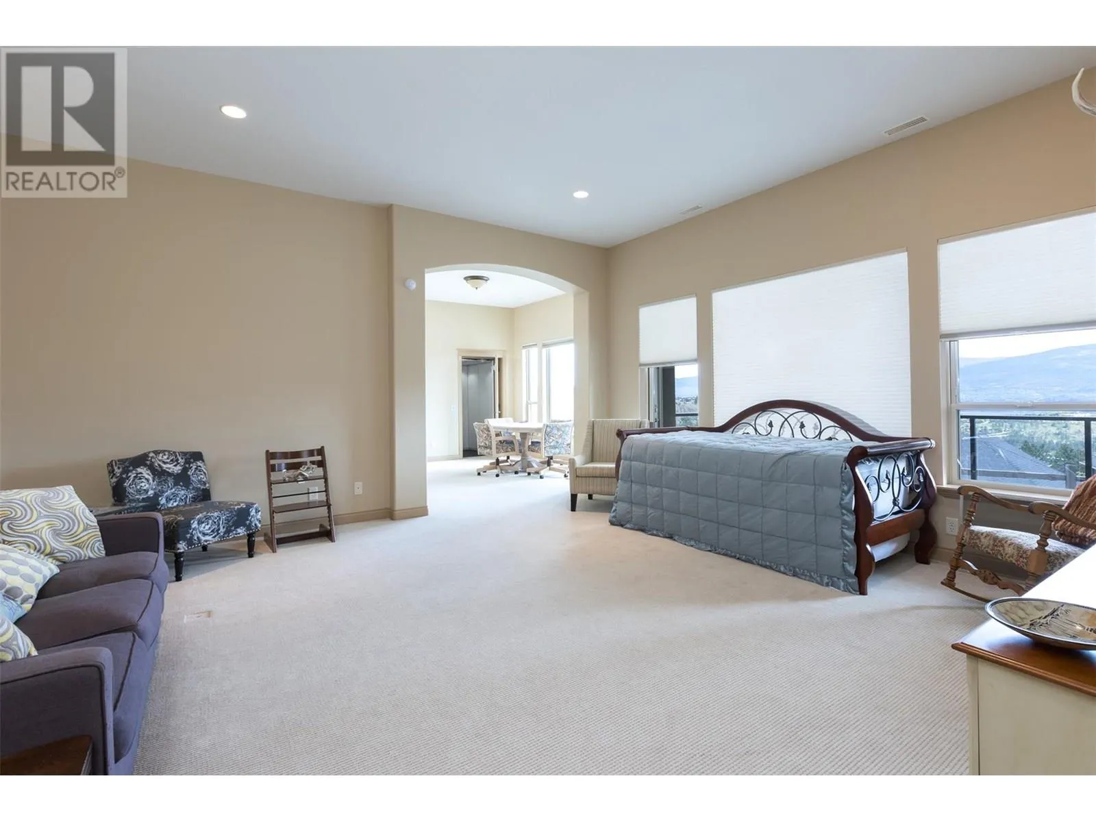2233 Hihannah Drive