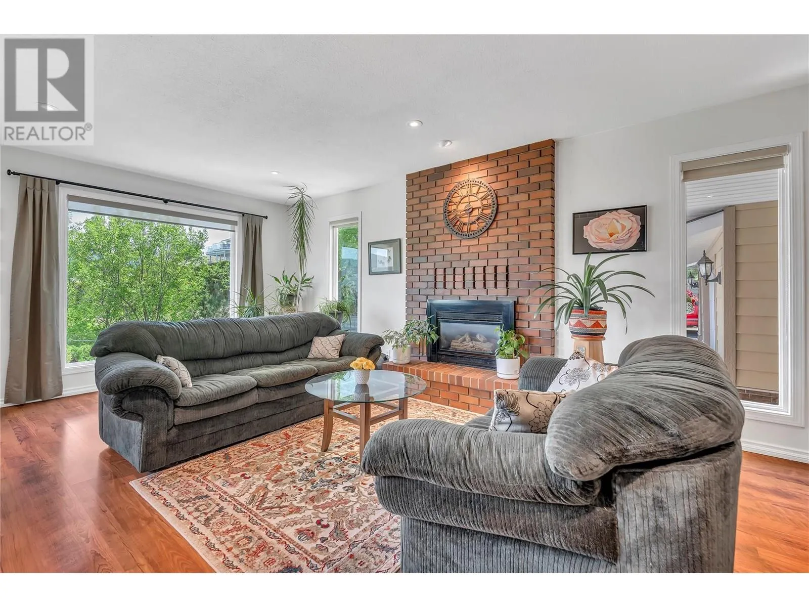 8704 Kuroda Place
