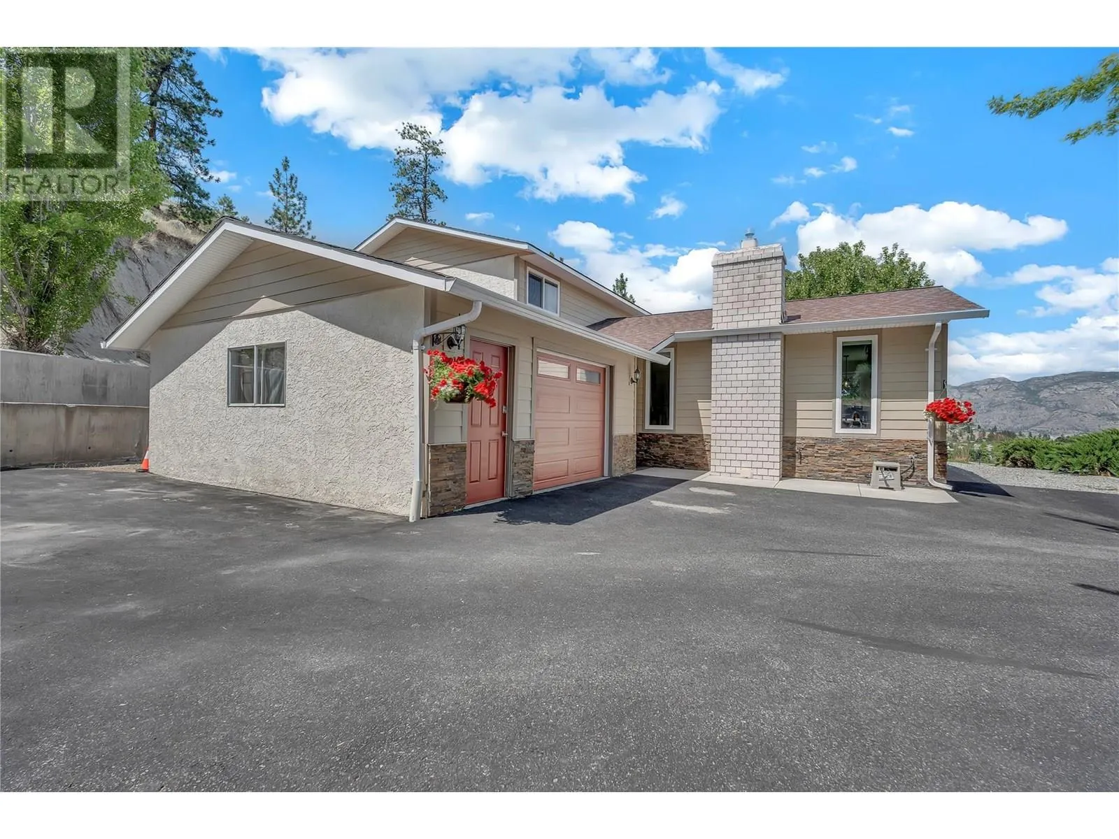 8704 Kuroda Place