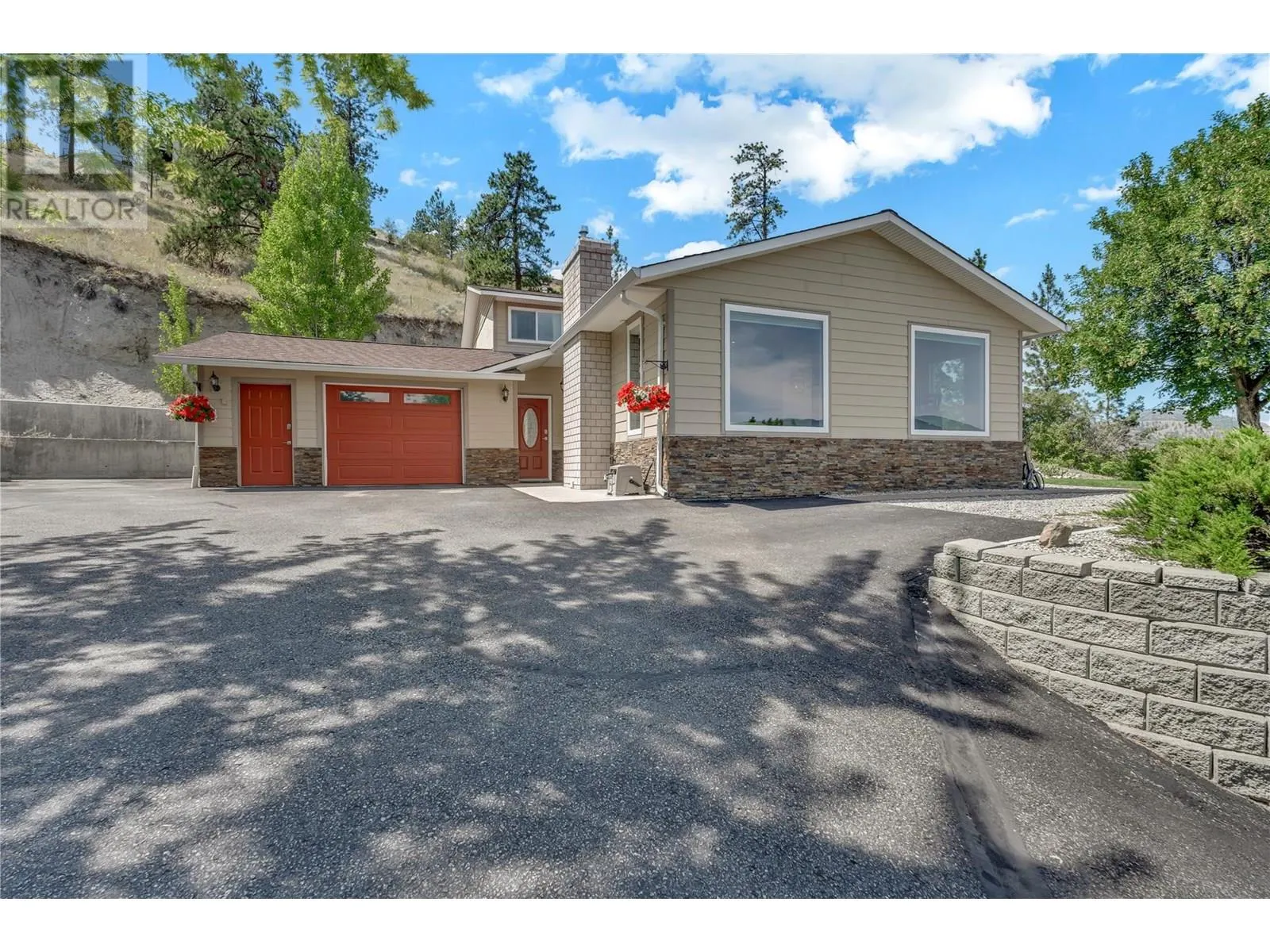 8704 Kuroda Place