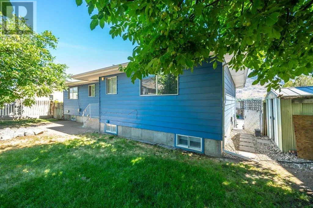 5806 Oleander Drive