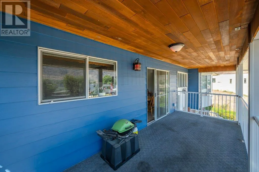 5806 Oleander Drive