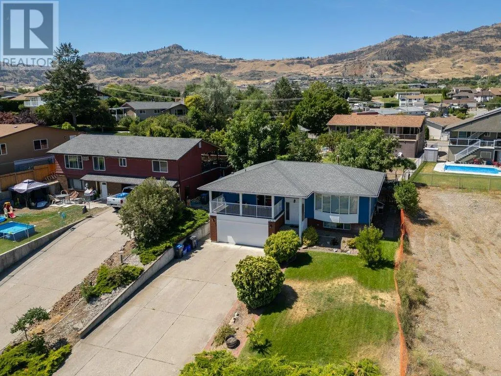 5806 Oleander Drive