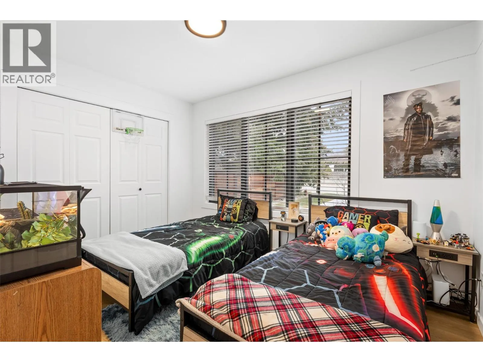 712 Schafer Road