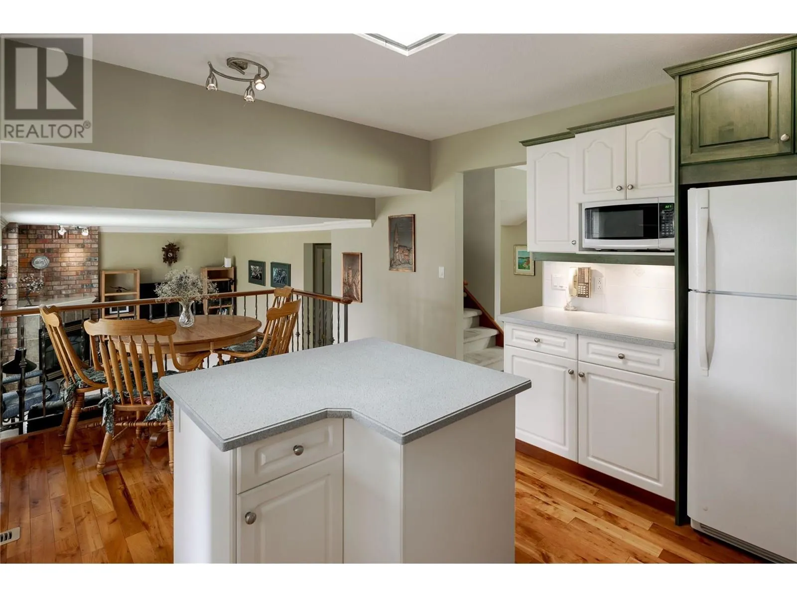 3942 Suncrest Court