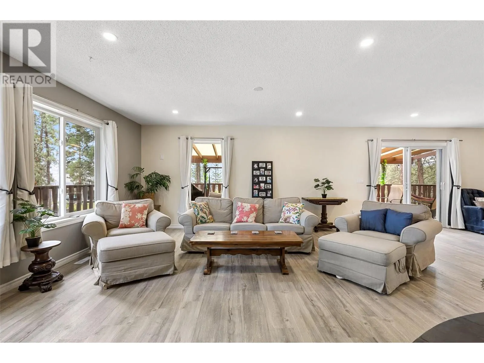 3947 Trepanier Heights Place