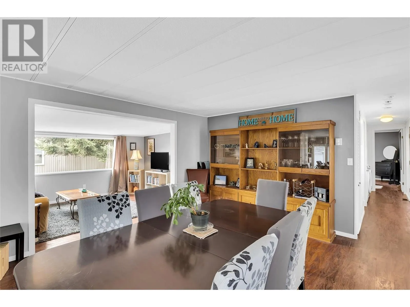 1929 97 Highway S Unit# 64