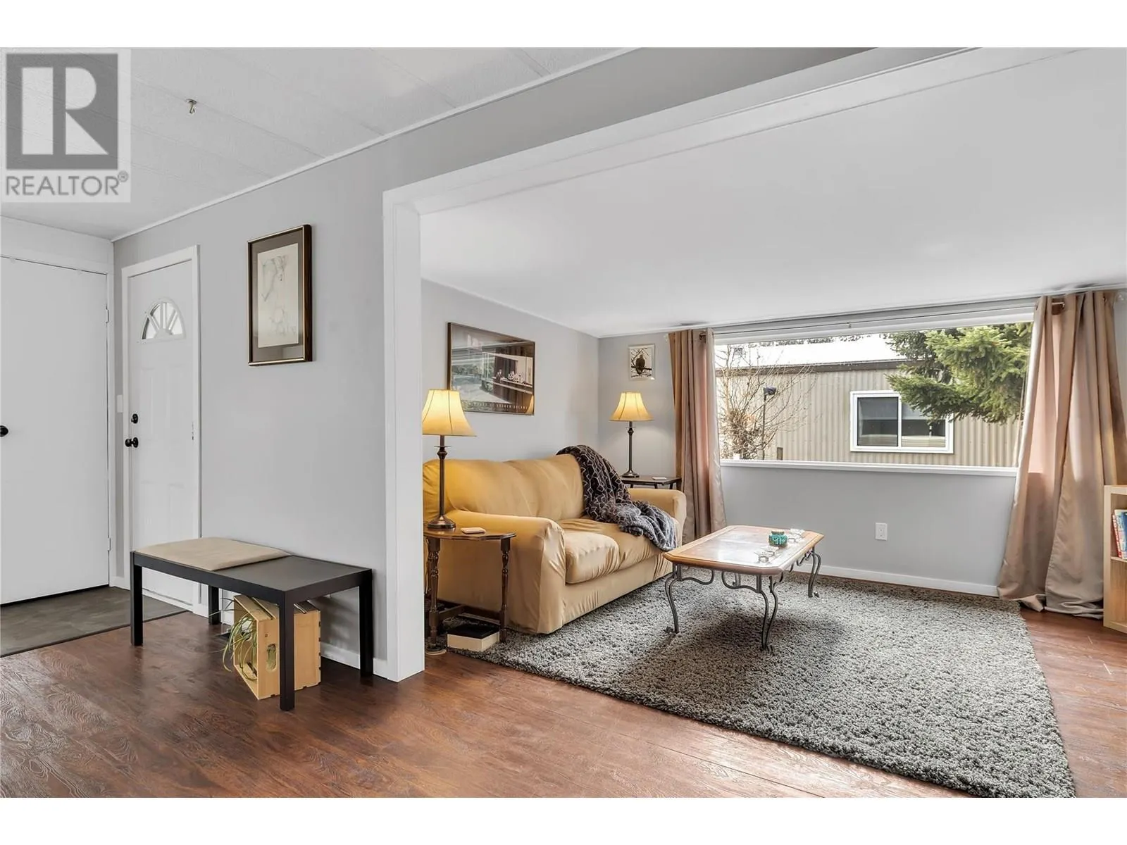 1929 97 Highway S Unit# 64