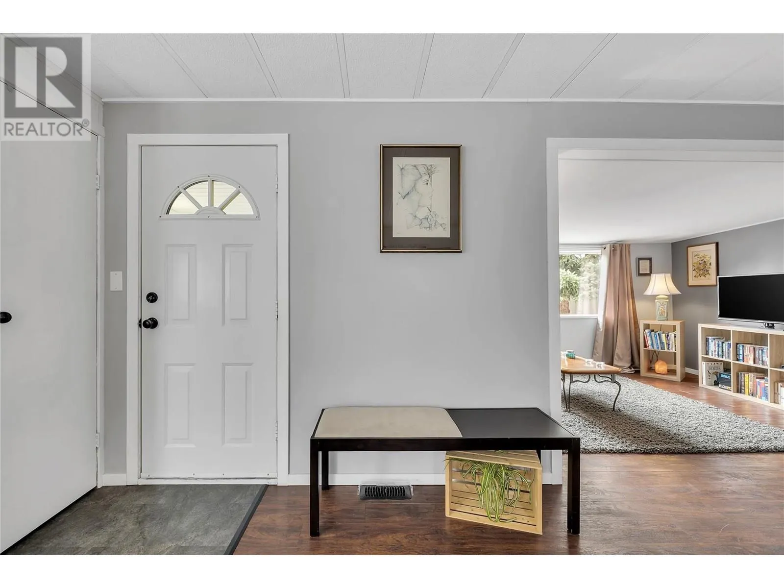 1929 97 Highway S Unit# 64